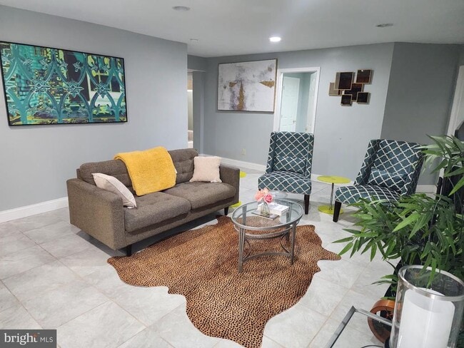 Photo - 7571 Holly Ridge Dr