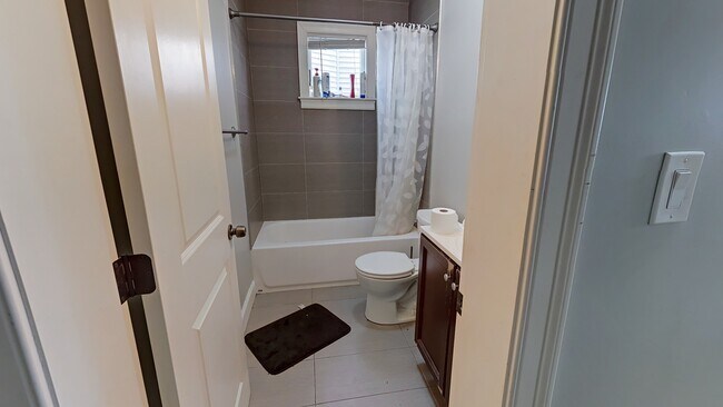Photo - 47 Beech Glen St