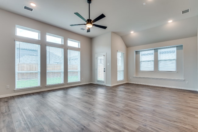 Photo - 6209 White Creek Drive