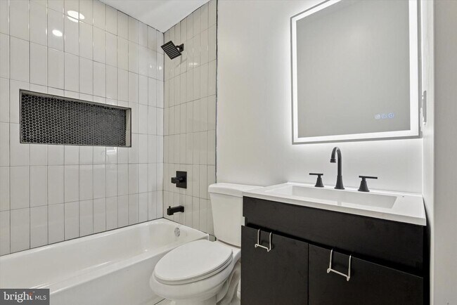 Photo - 944 W Lycoming St
