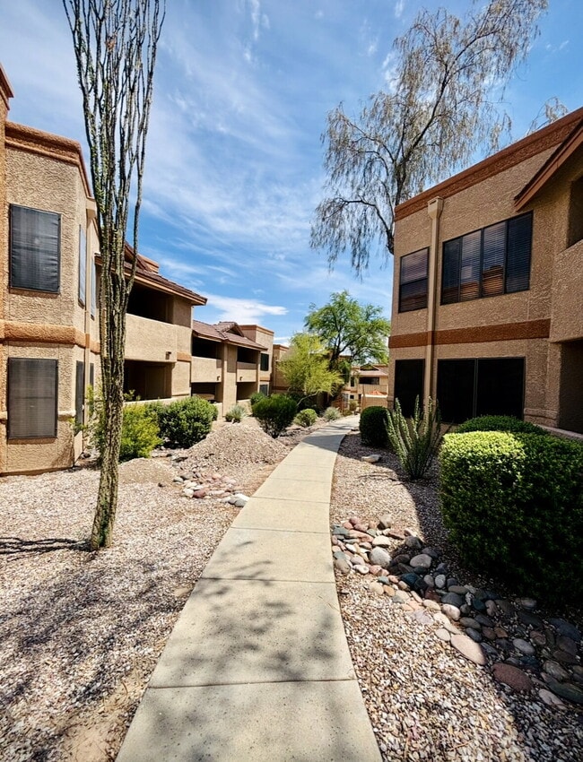 Photo - "Discover Modern Comfort: 2-Bed, 2-Bath in Tucsons Foothills “ Unit 5103