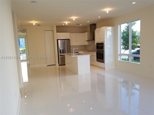 Photo - 10220 NW 63rd Terrace Unit 111