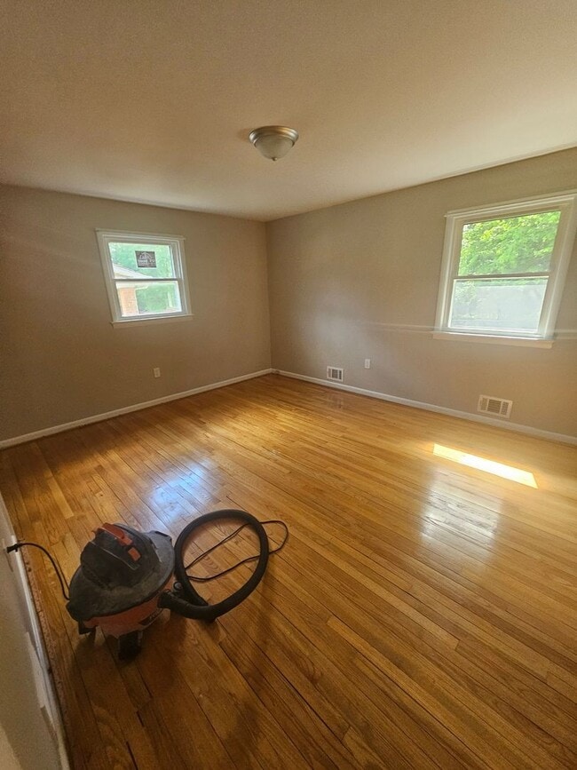 Photo - 9511 Pin Oak St