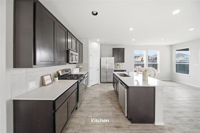Photo - 123 White Dunes Dr