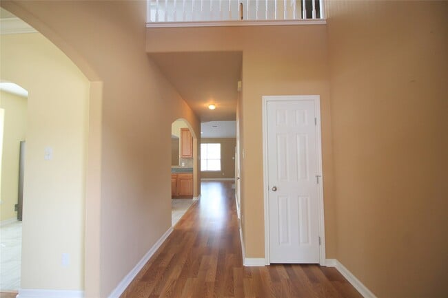 Photo - 19927 Black Canyon Dr