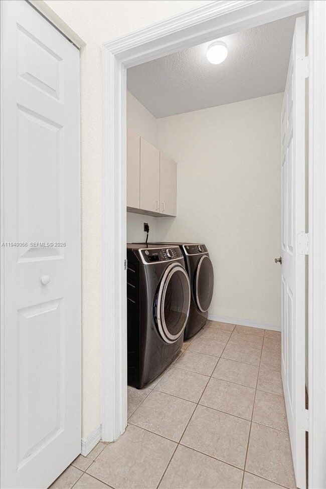 Photo - 7620 S Aragon Blvd