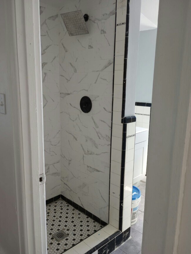 Photo - 1801 W Cheltenham Ave Unit Apt 2