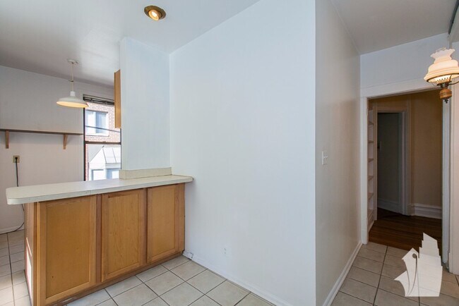 Photo - 1212 N Dearborn St Unit #1B