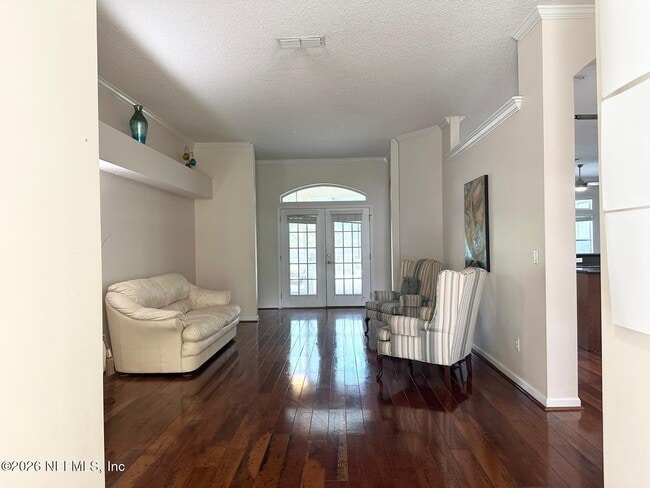 Photo - 1932 Lyndhurst Dr