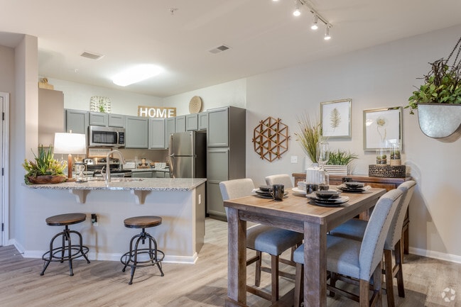 1BR,1BA - 826SF CHELSEA -KITCHEN/DINING AREA - The Landry at Cross Creek