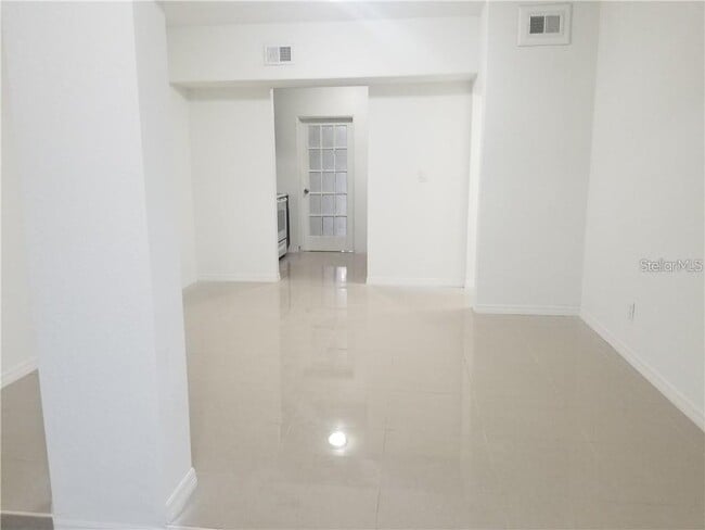 Photo - 11505 Churchill St