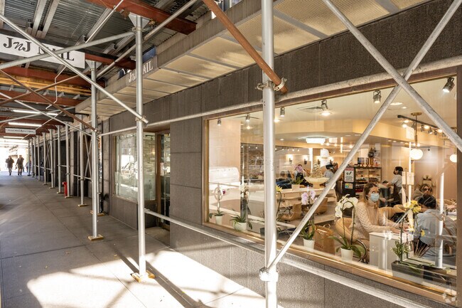 Photo - 40 E 88th St