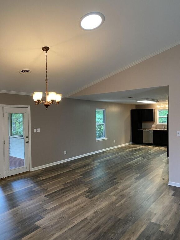 Photo - 103 Alichanoska Ln