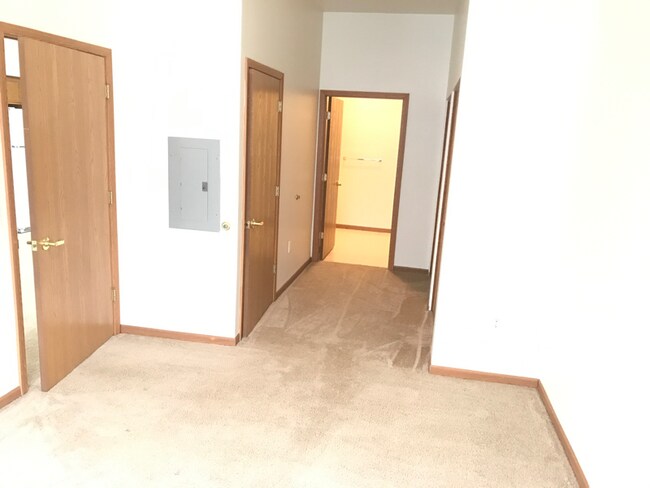 Photo - 101 Spring St