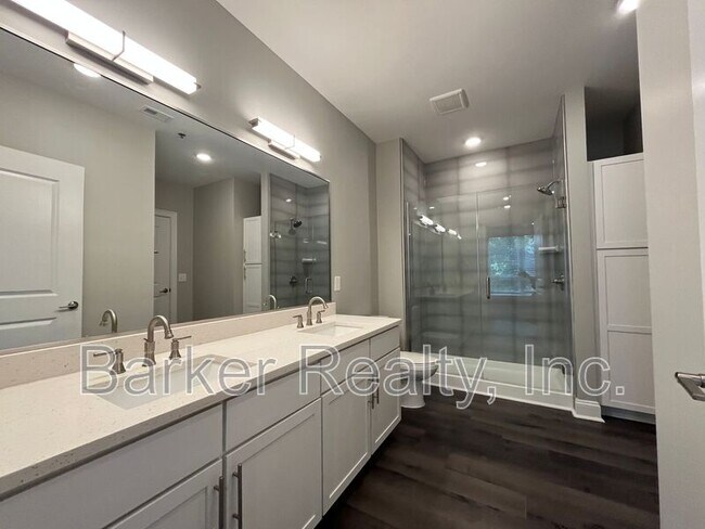 Photo - 414 S White St Unit 208