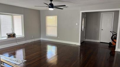 Photo - 1330 W Sears St