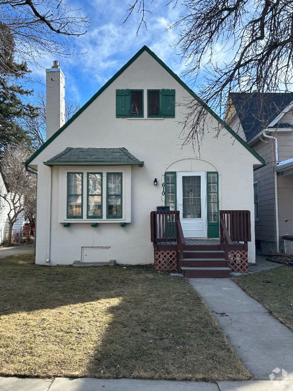 Building Photo - 610 4th Ave N Rental