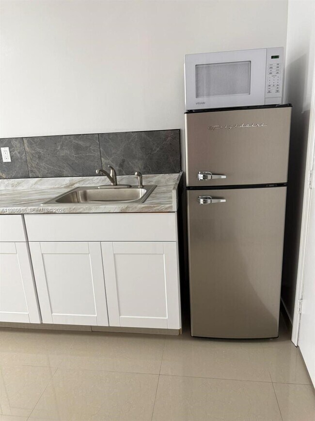 Photo - 4700 SW 2nd Terrace Unit 1