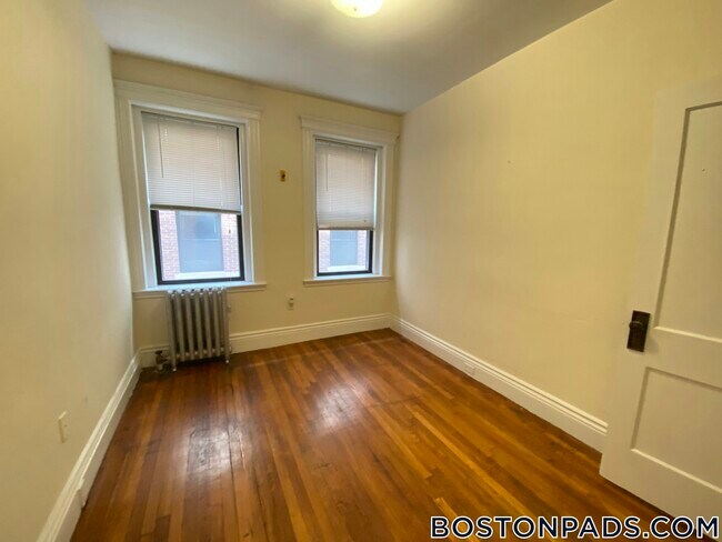 Photo - 27 Park Dr Unit 8