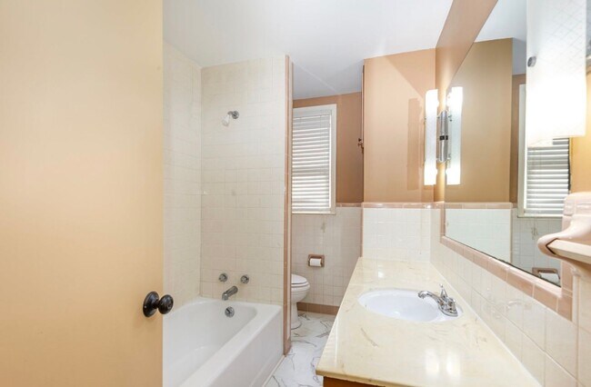 Photo - Sylvan Park Craftsman!!