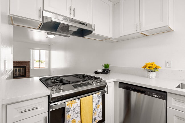 Photo - Mar at Grove