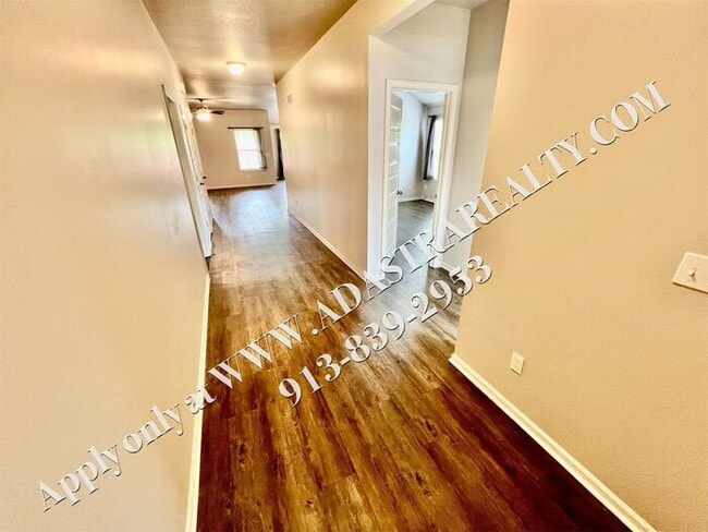 Photo - Like New Ranch in Spring Hill-Available in...