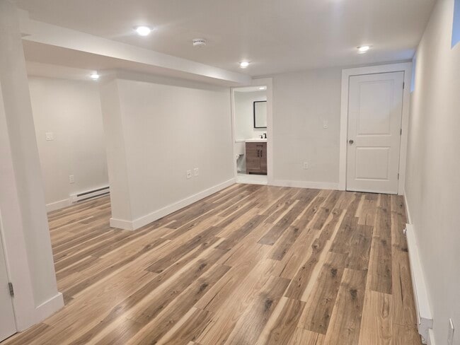 Photo - 81 Bailey Rd Unidad 81R 2