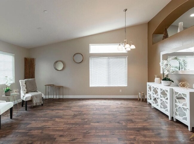 Photo - 10825 Coronado Pointe Dr