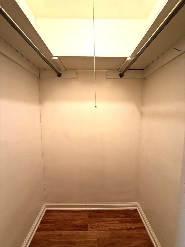 Photo - 217 W Maple St