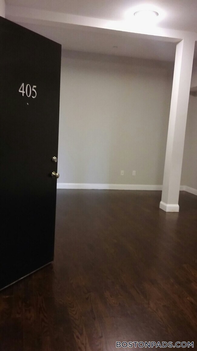 Photo - 10 Merrymount Rd Unit 405