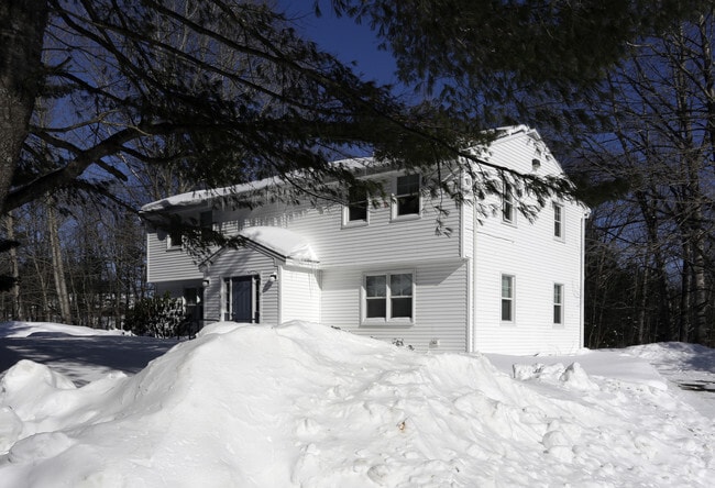 Photo - Varney Square Apartments