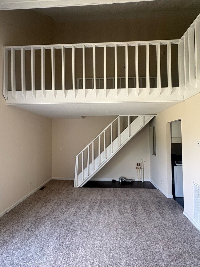 Photo - 1621 Flanigan Ct