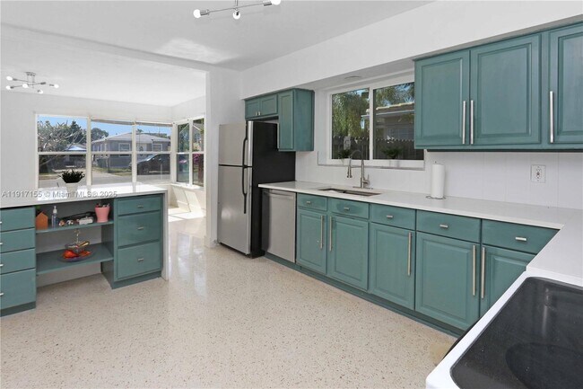 Photo - 39 SE 13th Terrace