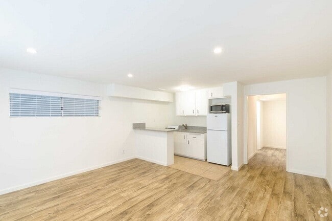 Building Photo - Lau126 Rental
