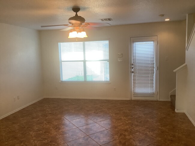 Photo - 1805 Lost Maples Loop