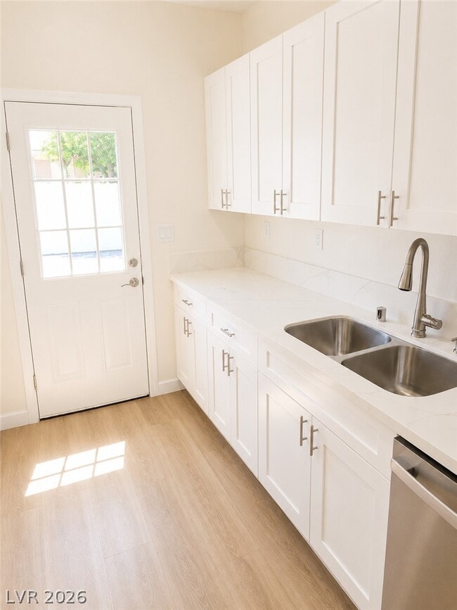 Photo - 1701 Sycamore Ave