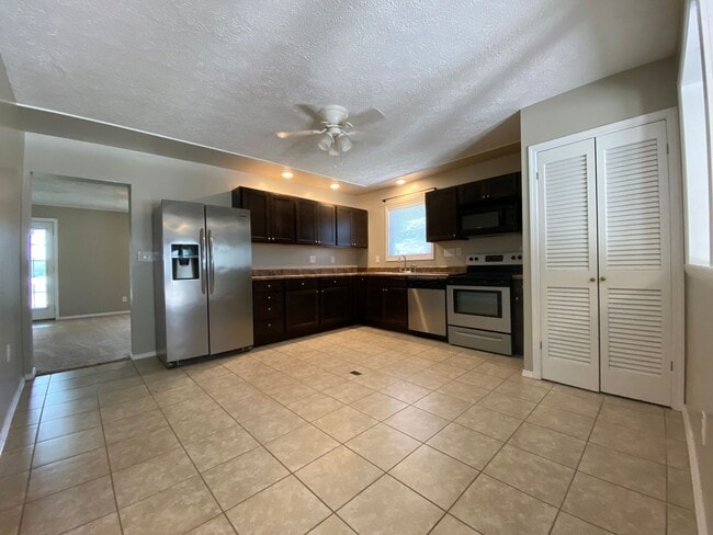 Photo - 7255 S Fairfax Rd Unit 7255