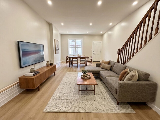 Photo - 1729 LeCount St