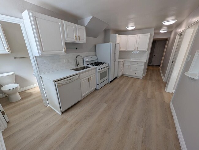 Photo - 1978 S 1300 E