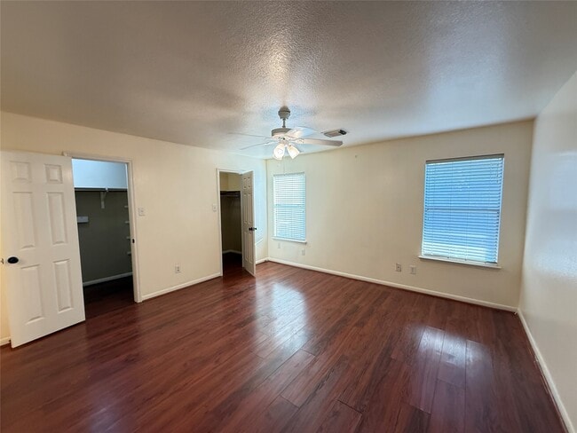 Building Photo - 10210 Cades Creek Ct