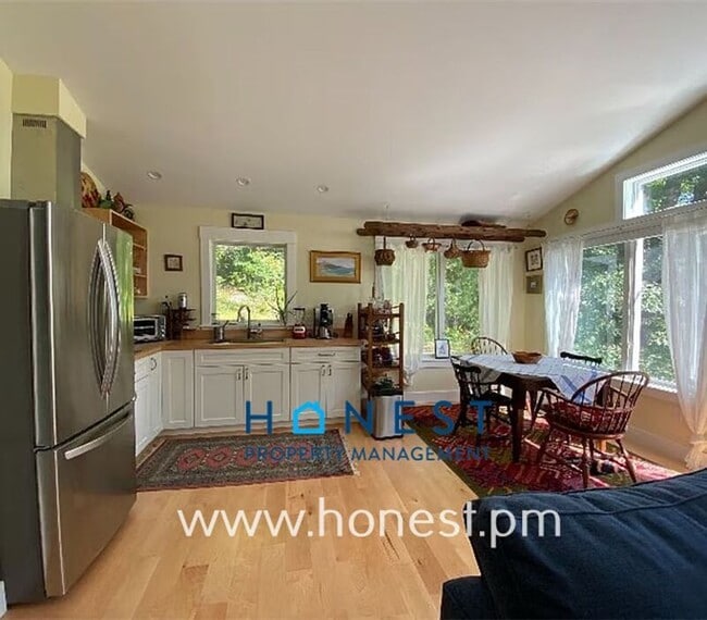 Photo - 43 Harding Rd