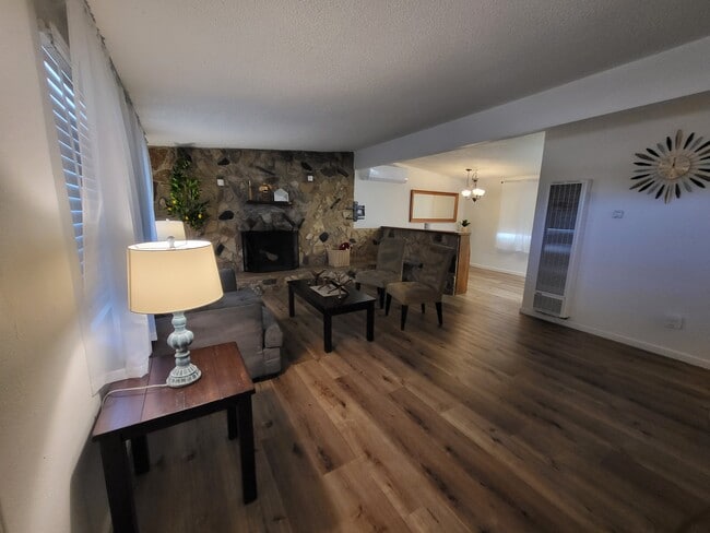 Photo - 14972 La Brisa Rd