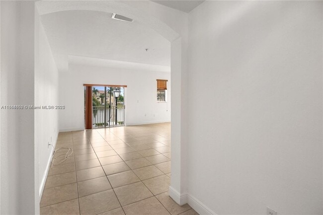 Photo - 10805 NW 89th Terrace Unit 207-4