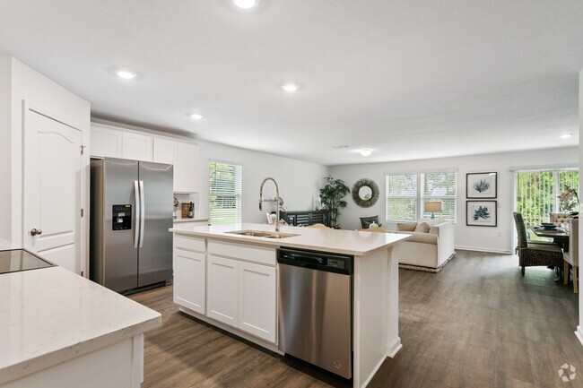 Interior Photo - Loggia Pointe Rental