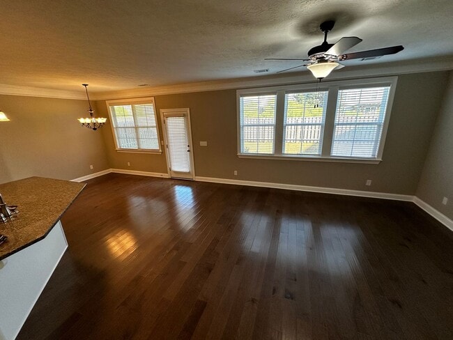 Photo - 977 Glenhaven Dr