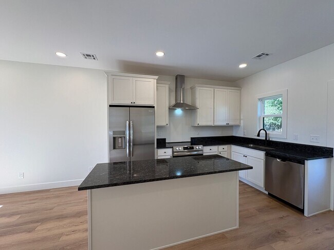 Photo - New Build- 3 bedroom, 2.5 bathroom home fo...