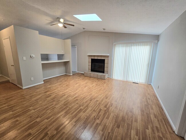 Photo - 5153 La Fleur Way