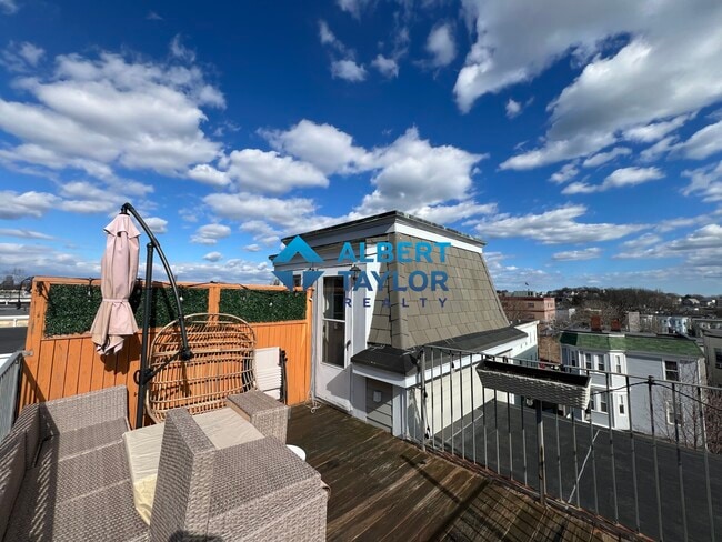 Photo - 111 Pleasant St