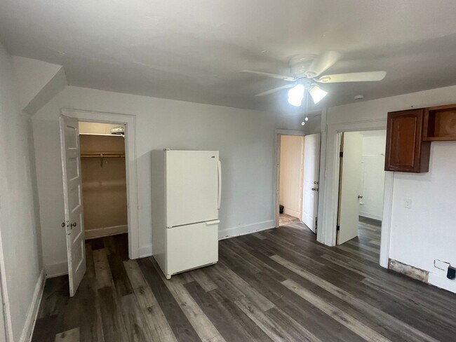 Photo - 4661 N 38th St Unit 4661A Upper