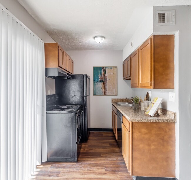 Tates Creek Crossings Apartments Lexington, KY